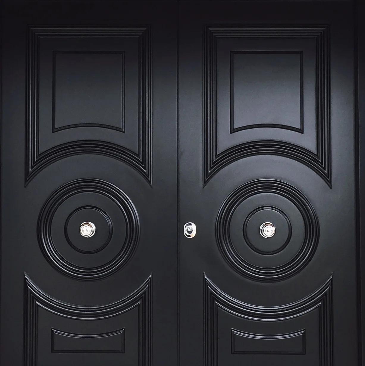 Folding Doors: Doors in Action